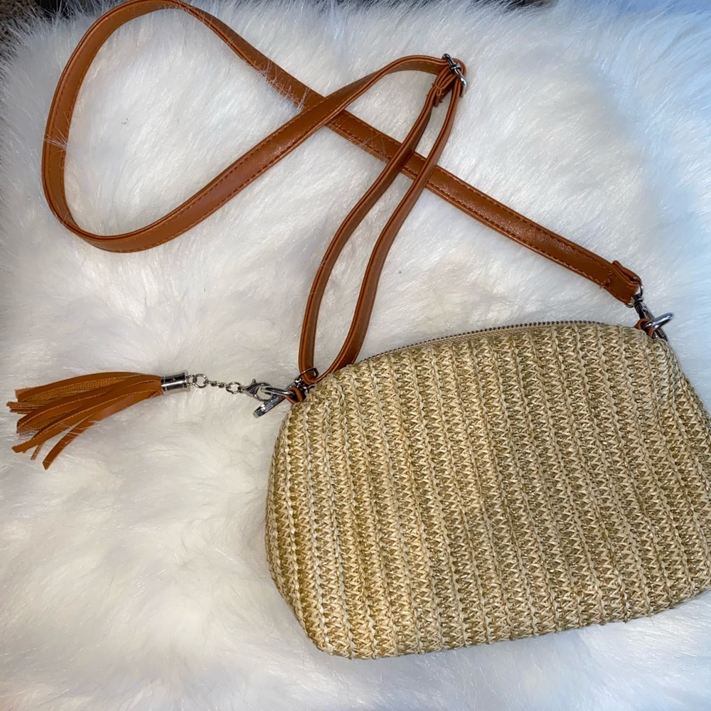 Woven purse